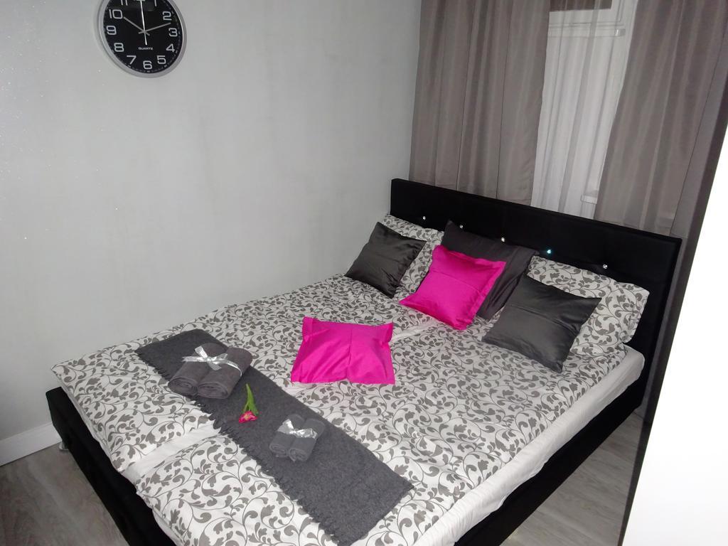 Apartament Junior Varşovia Exterior foto